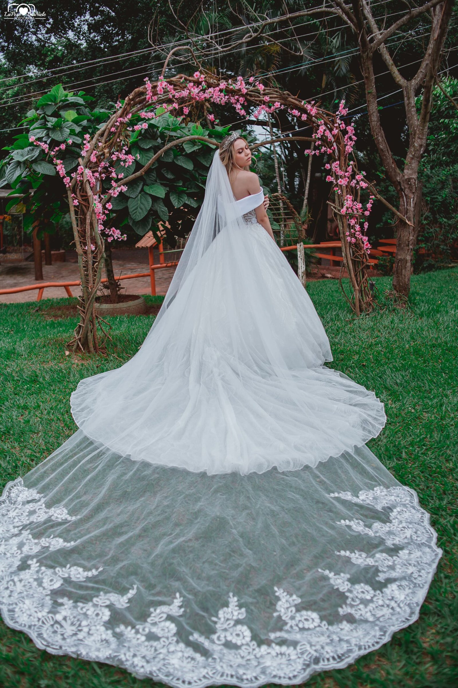 Vestido De Noiva (Coleçao Por do Sol)