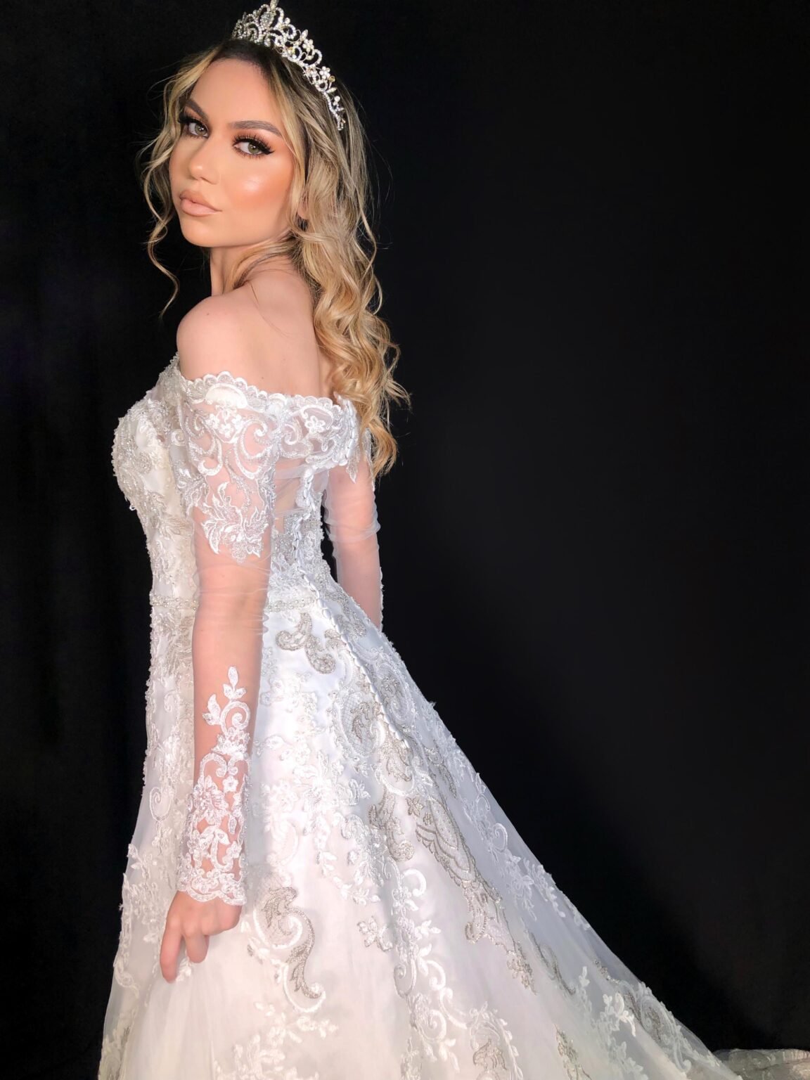 Vestiado Sereia Ombro a Ombro tule Branco com Prata - Imagem 8