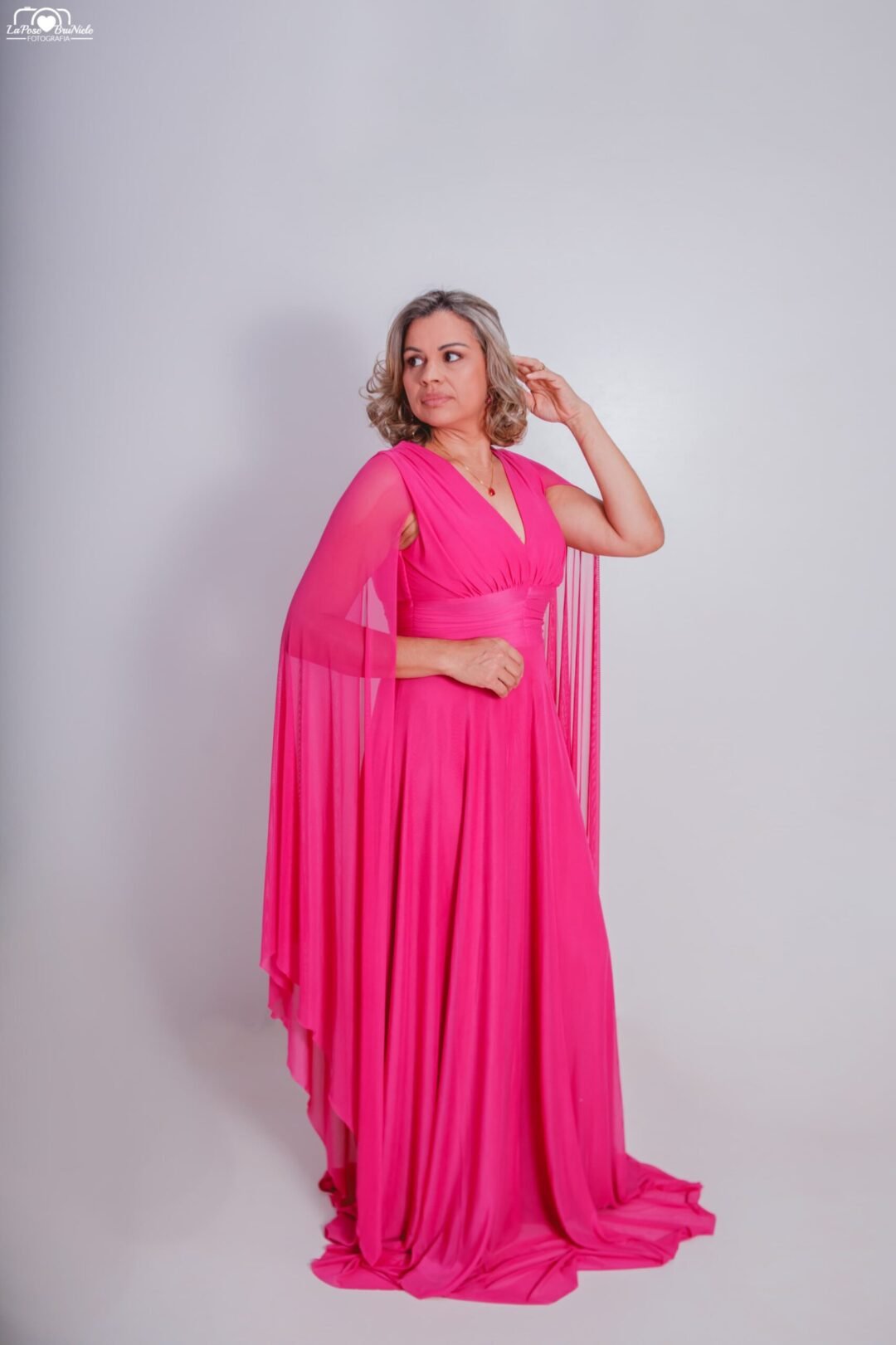 Vestido de Madrinha Rosa Vibrante - Imagem 5