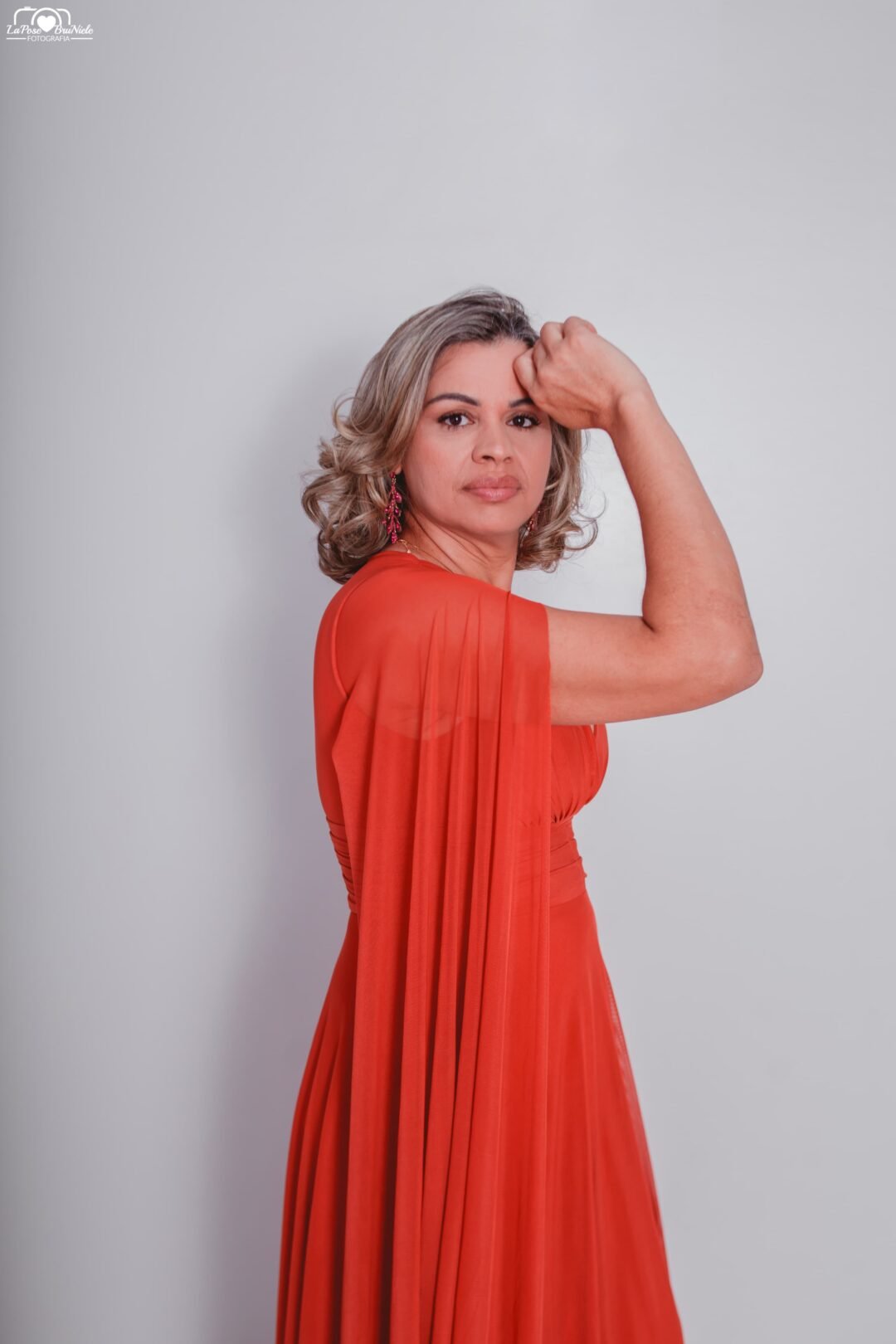 Vestido de Madrinha Laranja Elegância e Estilo Vibrante - Imagem 7