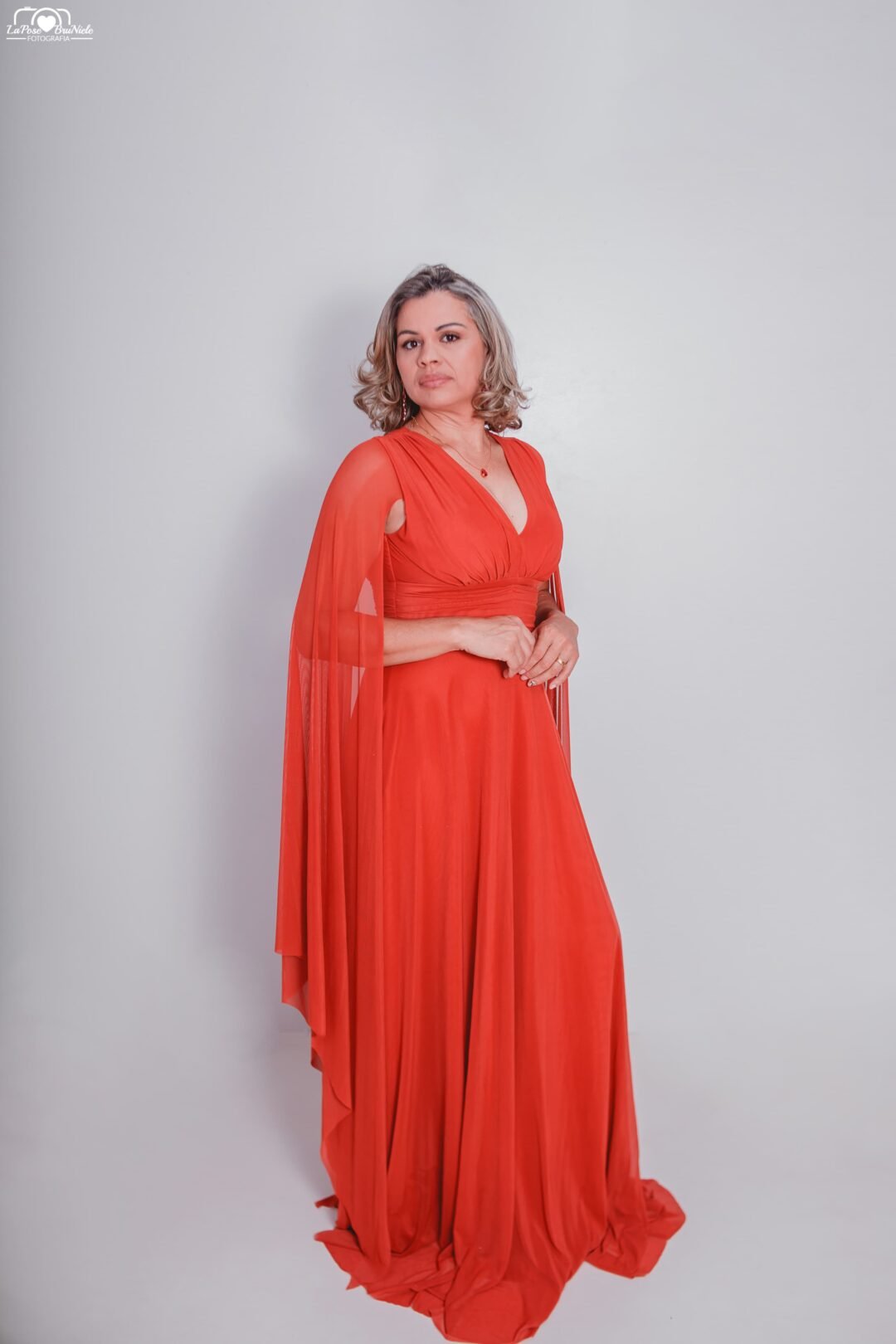 Vestido de Madrinha Laranja Elegância e Estilo Vibrante - Imagem 5