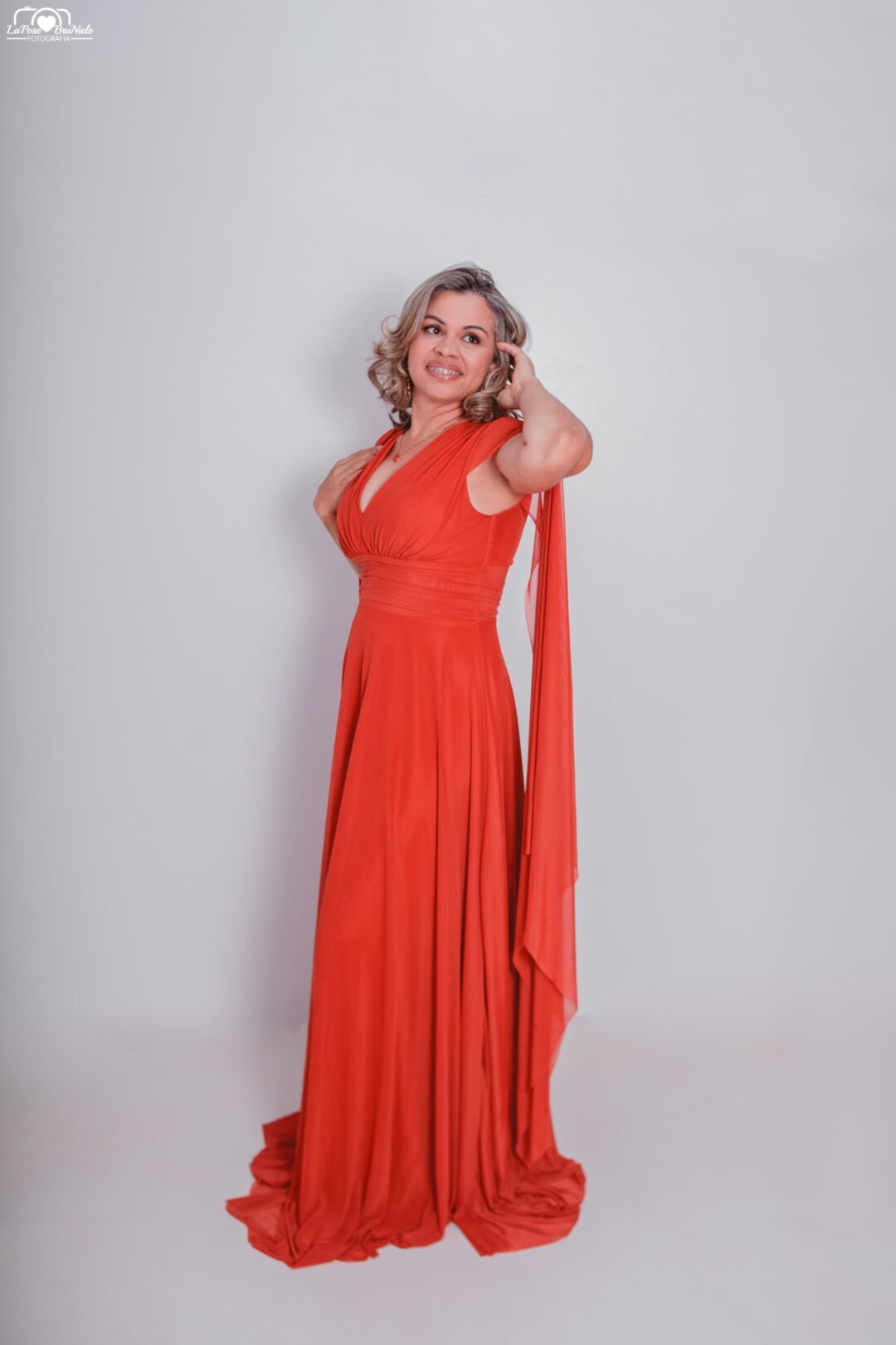 Vestido de Madrinha Laranja Elegância e Estilo Vibrante - Imagem 9